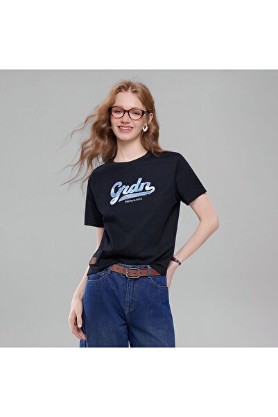 Giordano Women Boyfriend Cotton Graphic Tee