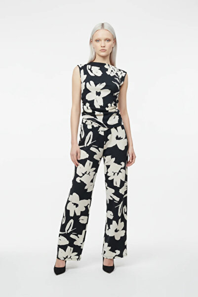 No Matter What Crew Neck Sleeveless Patterned Top