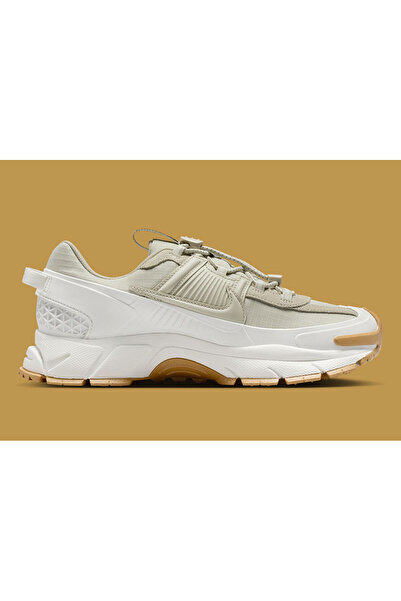 Nike Zoom Vomero Roam Kadın Bej Sneaker Ayakkabı