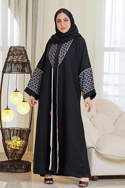 Hasnaa Abaya عباية كلاسيك بكم مربع مع تدخيلات قماش جاكار