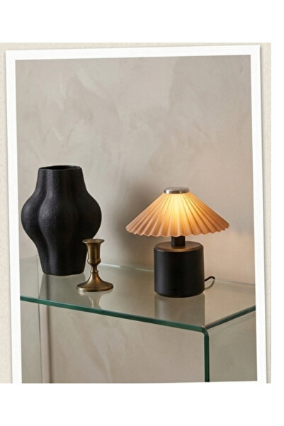 essey lighting nuve model iki kademeli dokunmatik masa lambası