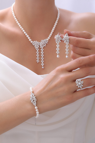 Gümüşbox DOĞAL İNCİ SET GB7070