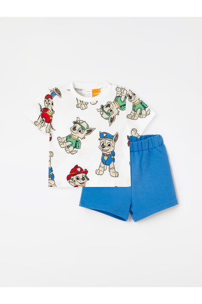 LC Waikiki Tricou cu guler rotund, mânecă scurtă, imprimat, și pantaloni scur...