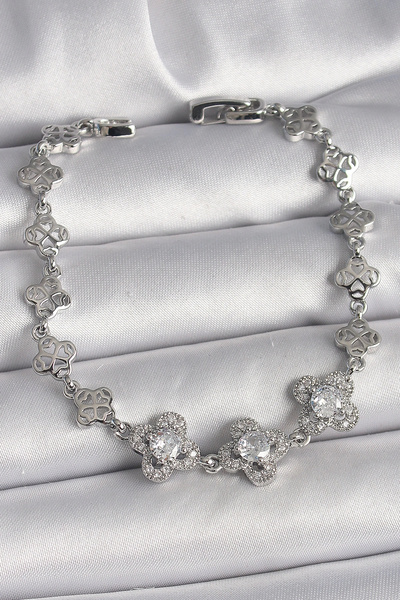 özssa Brass Silver Color Zircon Stone Clover Model Women's Bracelet