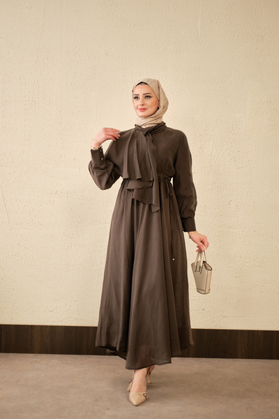 LOCCO Γυναικείο φόρεμα με λεπτομέρεια από τούλι, γιακά σάλι και δέσιμο στη μέ...