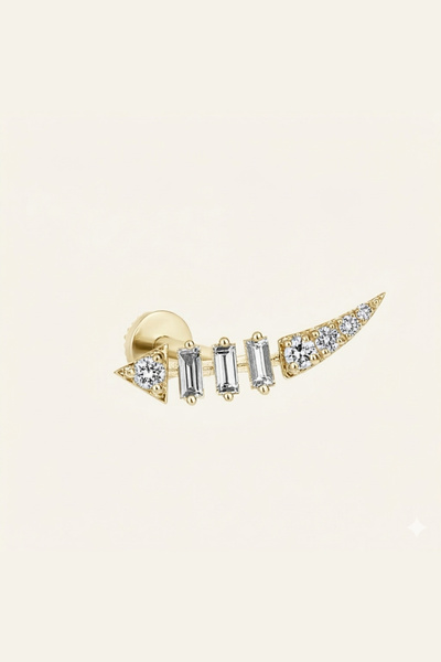 AJA Foster Kuyruklu Yıldız Figürlü Çok Taşlı Altın Tragus Kulak Piercing