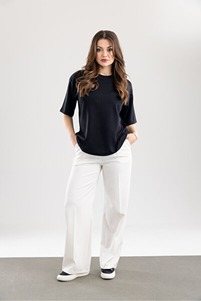 TUĞBA ERGÜL Γυναικείο μπλουζάκι oversize με λαιμόκοψη ποδηλάτου