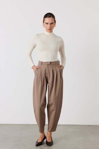 FACETTE Σκαλπετέ Παντελόνι Μπαλόνι Πένσλι Μπεζ