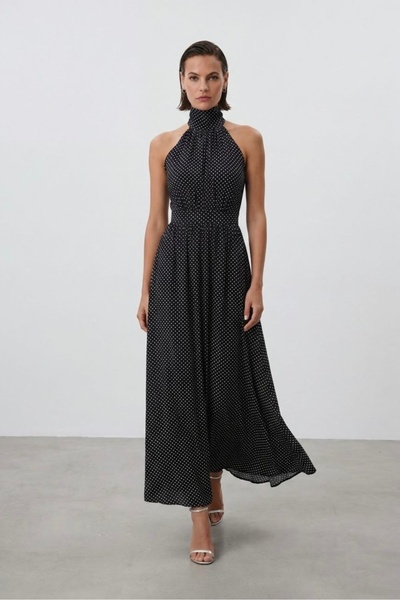 Auroveen Πουά φόρεμα μάξι με λαιμόκοψη halter και ανοιχτή πλάτη AV1585