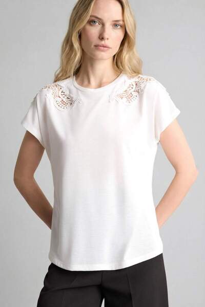 DeFacto Μπλουζάκι με κοντό μανίκι και λαιμόκοψη Regular Fit H1440AX26SM