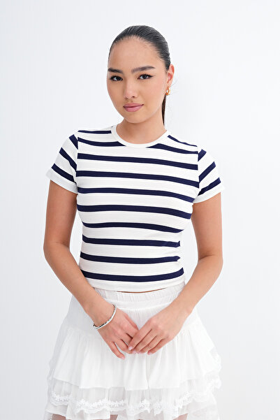 Addax Μπλουζάκι με ριγέ λαιμόκοψη P18553