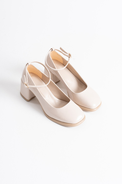 Zerenyus Bremen Premium Μπεζ λουστρίνι γυναικεία παπούτσια με τακούνι 7 εκ.