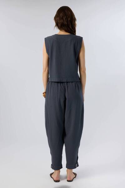 İpekçi Otantik Round Neck Buttoned Sleeveless Top Anthracite