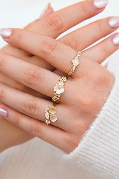 THE Steel Women's 3-Piece Gold Color Stone Flower Figured Ring Set