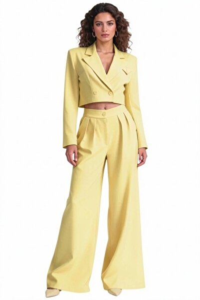 FashionForYou Κοστούμι γραφείου Marcella με στενό σακάκι και παντελόνι καμπάν...