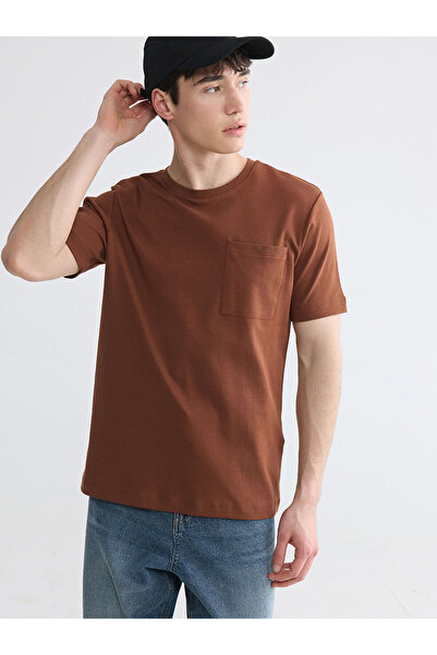 LC Waikiki Vizyon New Season Crew Neck Pocketed Men's T-Shirt