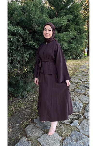 MODA MeliStiL Kuşak Detaylı Krinkıl Kumaş Etekli Takım Kahverengi