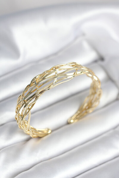 Generic Brand Gold Color Brass Vintage Women's Bracelet