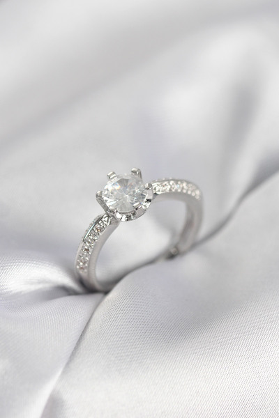 silky glows Stylish and Modern Single Stone Model Zircon Stone Silver Color W...