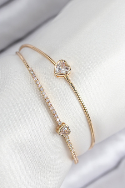 markentegra Brass Zircon Stone Heart Model Gold Color Women's Bracelet