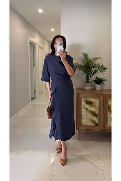 BİRCANÇİL Φόρεμα Μίντι σε Σκούρο Μπλε με Ντραπέ Σχέδιο Jonde