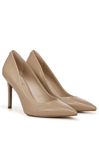 Sam Edelman حذاء هازل ذو مقدمة مدببة
