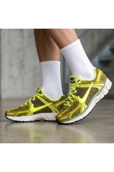 Nike Zoom Vomero 5 Κίτρινο Αθλητικό Παπούτσι Sportie
