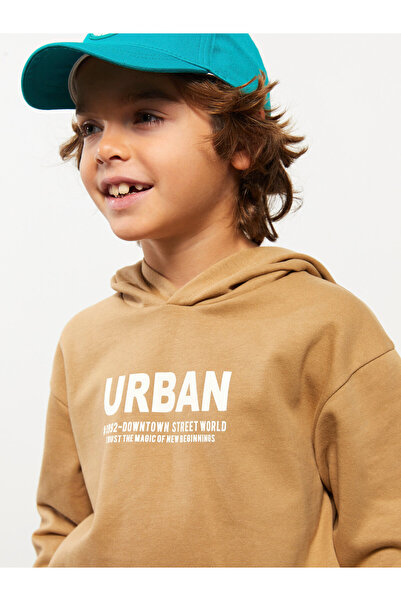 LC Waikiki Hooded Printed Long Sleeve Boys' Sweatshirt