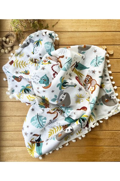 Berço Mammaso Double Layer Blanket with Muslin Front and Waffle Fabric Back, Forest Pattern with Pompom Edges