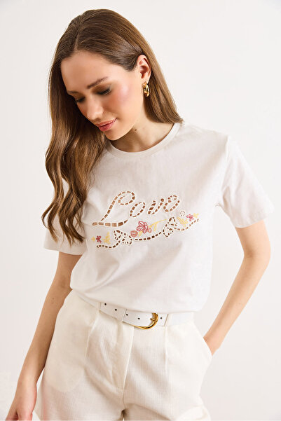 Olalook Γυναικείο λευκό βαμβακερό μπλουζάκι με λεπτομέρεια Love Fisto TSH-190...