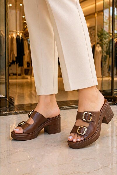 MODAONN Γυναικείες παντόφλες με διπλή πόρπη, ρετρό κομψότητα και χοντρό τακούνι