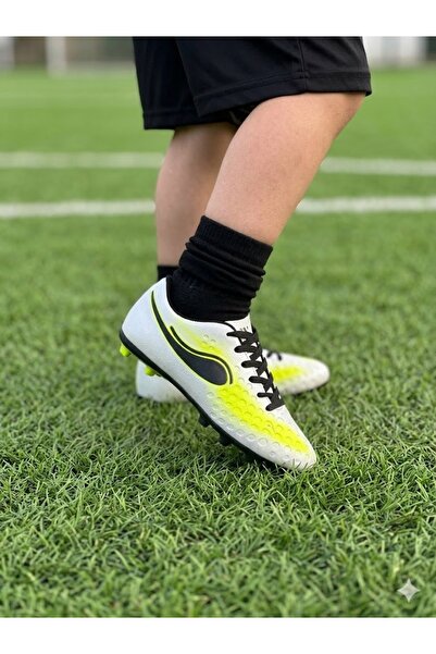 Lütfi Men's adult turf soccer cleats