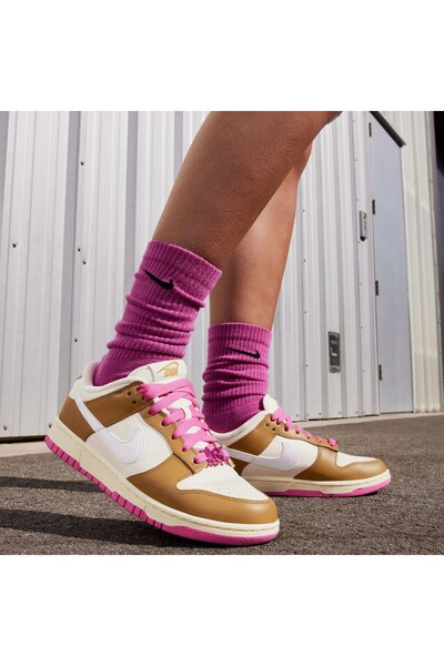 Nike Dunk Low SE "Bronzine & Playful Pink" Sneaker Ayakkabı| FD8683-700