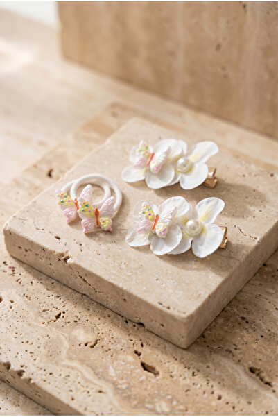 Katia&Bony Σετ με 4 λουλουδάτες λευκές αγκράφες