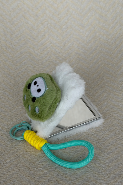 La La'Graccio Paris Lagraccio Paris βελούδινη τσάντα με φιγούρα ποδιού και αν...