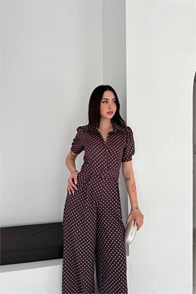 Neşeli Butik Γυναικεία ολόσωμη φόρμα σε καφέ χρώμα με γιακά πουά και ζώνη, με...