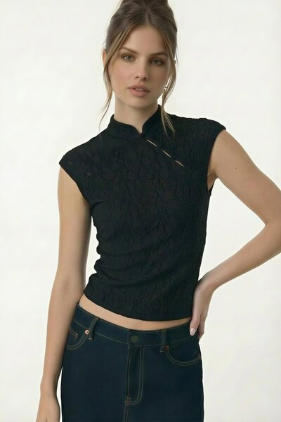 VAGGON Δαντελένια μπλούζα με λεπτομέρειες από δαντέλα και αμάνικο γιακά