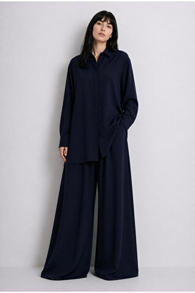 UNTIMELY Oversize Shirt & Wide-Leg Pants Bottom & Top Crepe Set