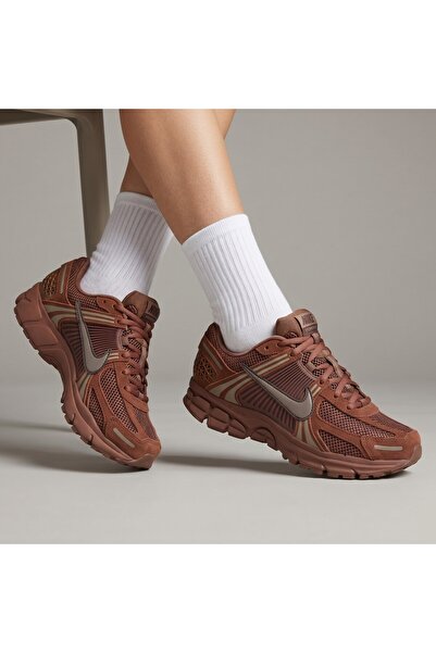 Nike Zoom Vomero 5 Καφέ Αθλητικά Παπούτσια Sportie
