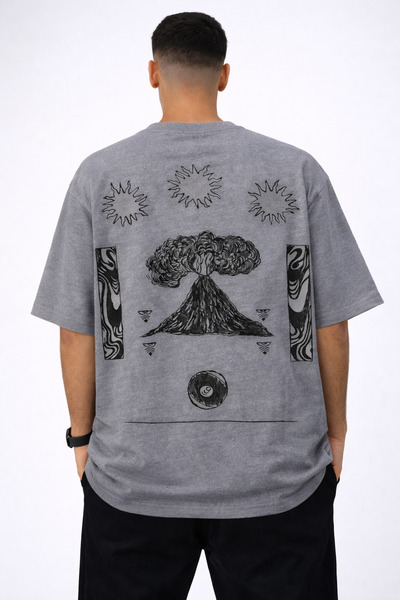 Nulivez Unisex Oversize T-Shirt with Back Print Volcano Graphic Pattern Stree...