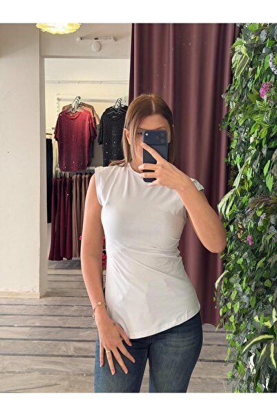 Noir Yan Detaylı Yırtmaçlı Bluz