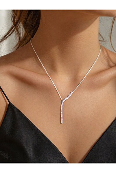 RozeJewelry Zarif Işıltılı Mor Taşlı Y Kolye – Minimalist Taş Detay
