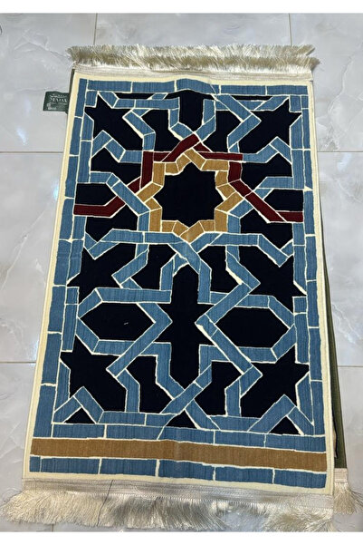 Gerenic سجادة صلاة أنيقة بتصميم هندسي إسلامي مميز باللونين الأزرق والأسود، مع...