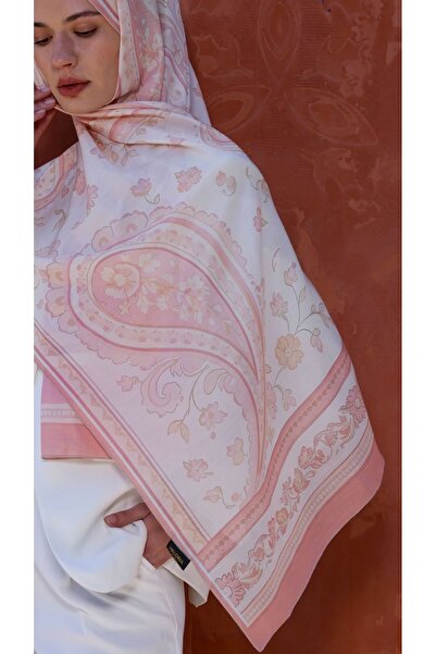 Heloria studio Powder Bloom