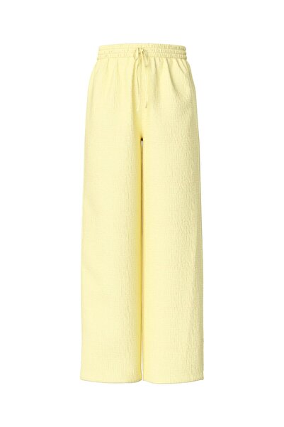 PIECES Hose mit weitem Bein PCSASTINA HW Musselin