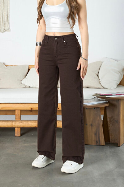 BİKELİFE Γυναικείο τζιν παντελόνι σε σκούρο καφέ χρώμα με ψηλή μέση και φαρδι...