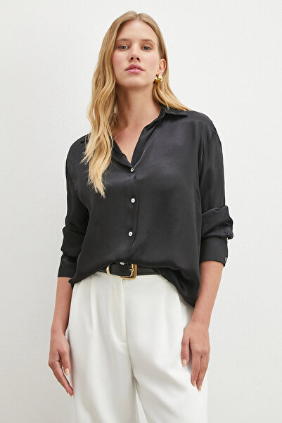 Never more Πουκάμισο από βισκόζη σατέν μαύρο