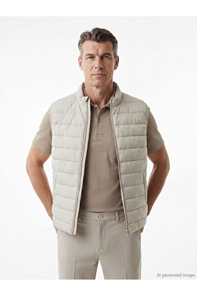 LC Waikiki Trendlucky Standard Fit Stand Collar Men's Puffer Vest with a Diff...