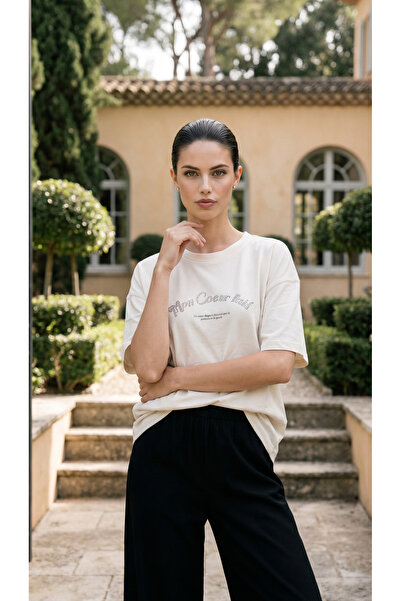 Amia&Co. Μπεζ Oversize Γυναικείο T-Shirt με στάμπα με λαιμόκοψη και κοντό μανίκι