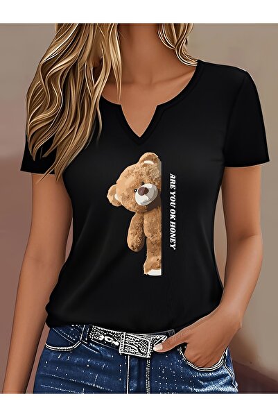 mercoledi Tricou confortabil pentru femei, cu imprimeu mixt, cu decolteu în V...